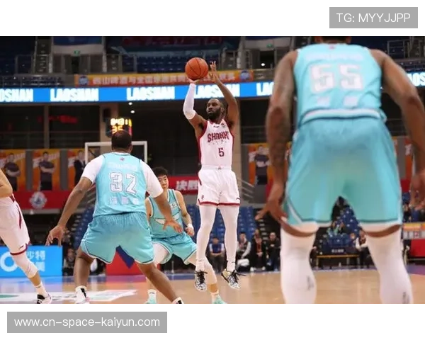 青岛88-81击败广州，韦瑟斯庞复出助球队取两连胜